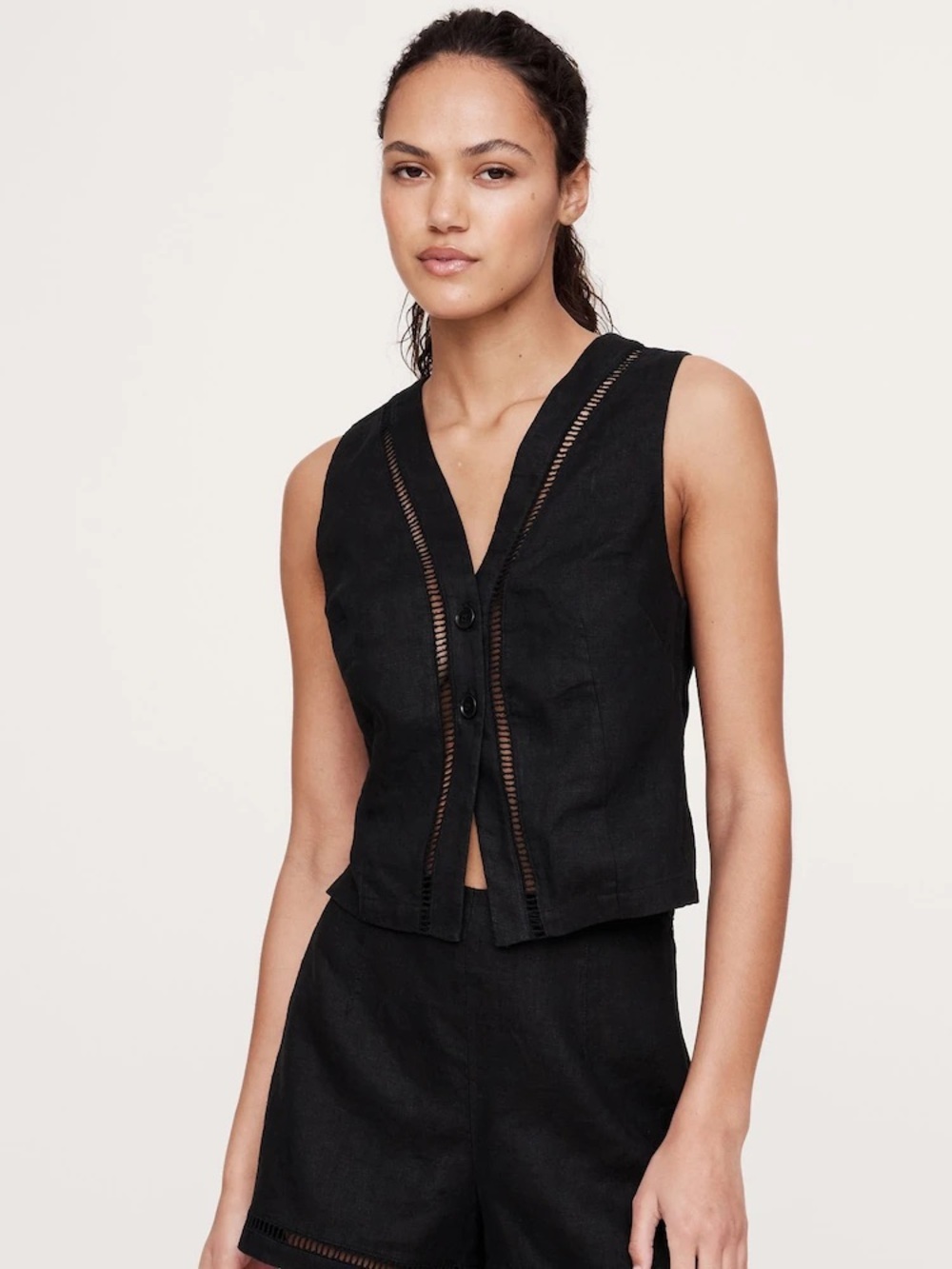 Banana Republic Black Sleeveless V-Neck Linen-Blend Vest with Ladder Trim